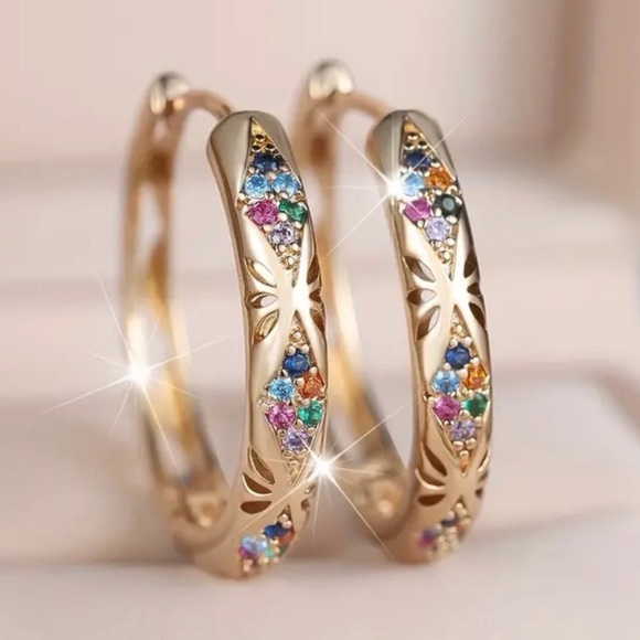 Jewelry - Classic Fashion Synthetic Zirconia Earrings.